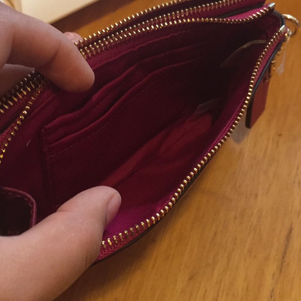Coach Wallet Wristlet Fuchsia - Picture 6 of 7
